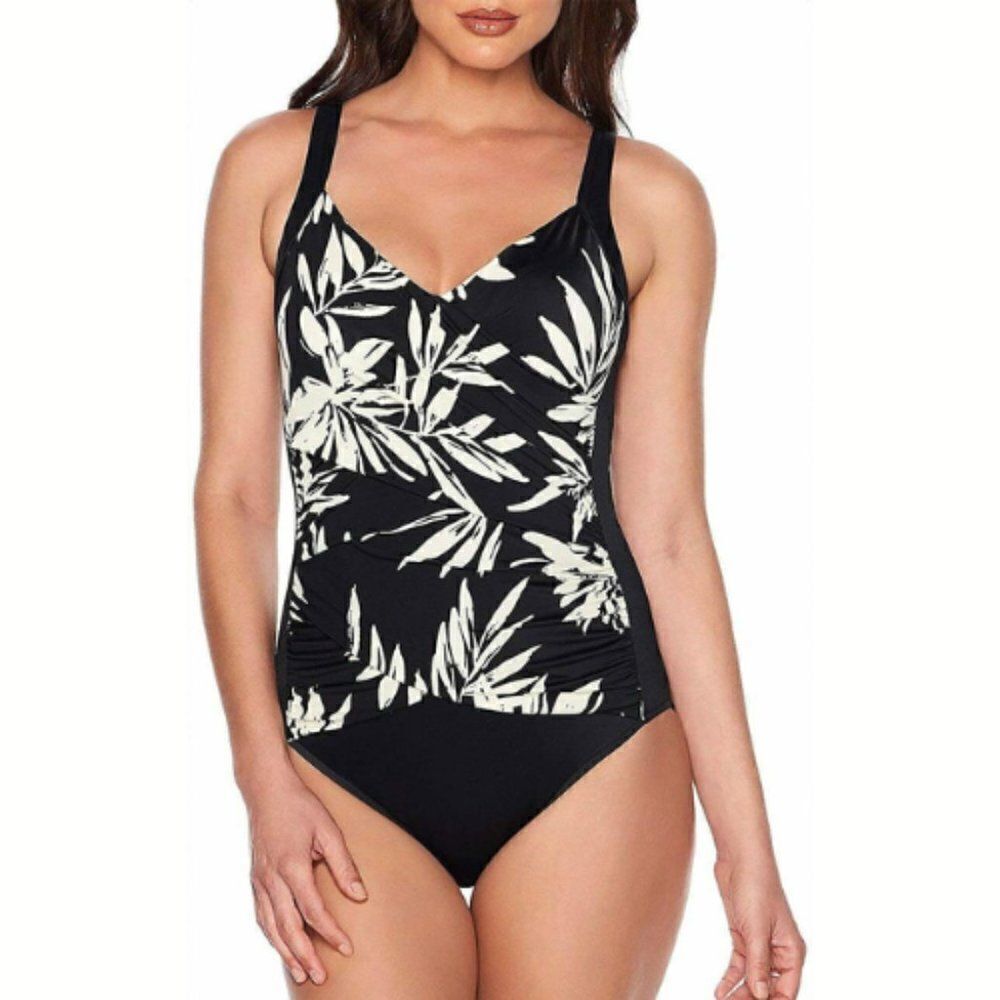 Trimshaper Women Black & White Photo Op Randi One-Piece Swimsuit Size 14